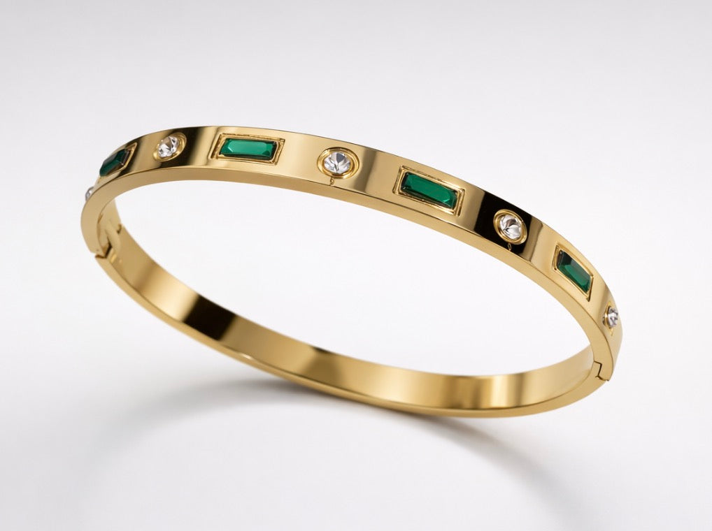 Emerald Luxe Stainless Steel Bangle – 18K Gold Plated Anti-Tarnish Side-Open Bracelet