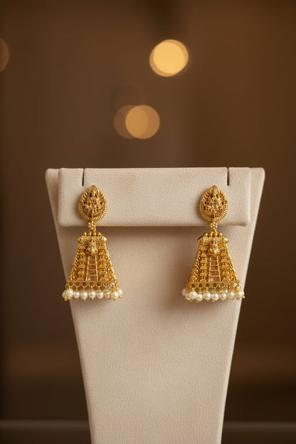 Heritage Gopuram with Divine Goddess Lakshmi Motif pearl hanging (Small)