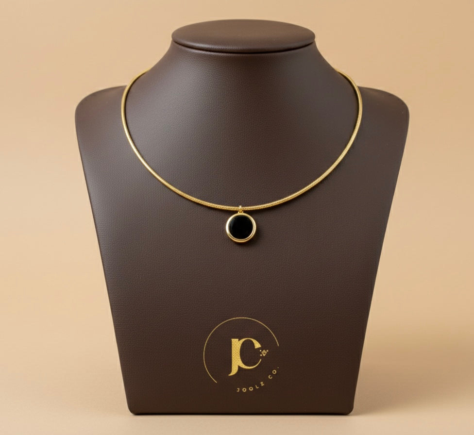 Reversible 2-in-1 Hasli Necklace: Black & White Dual-Sided Circular Pendant