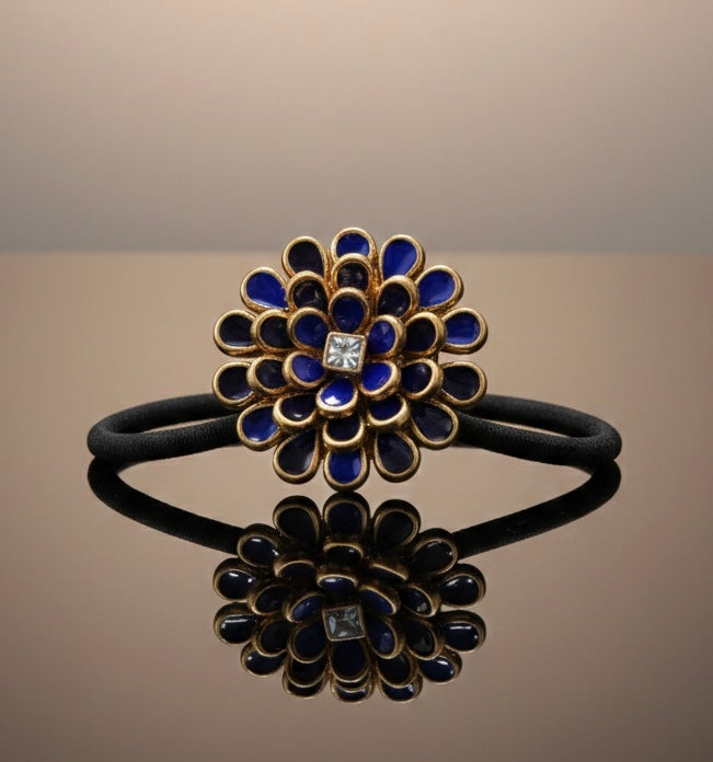 Radiant Kundan Floral Hair Tie