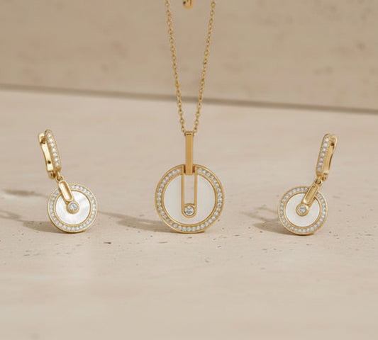 Amulet Halo Mother-of-Pearl 18K Gold Plated Set