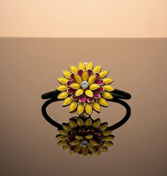 Radiant Kundan Floral Hair Tie