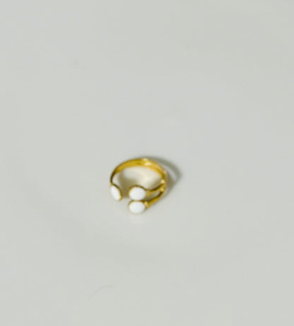 Anti Tarnish white 3 dots Ring