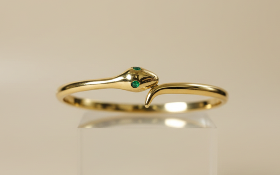 The Emerald-Eyed Snake Bangle: 18k Gold Premium Anti-Tarnish Wrap